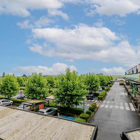 B&B Hotel Cambrai Proville Bagian luar foto