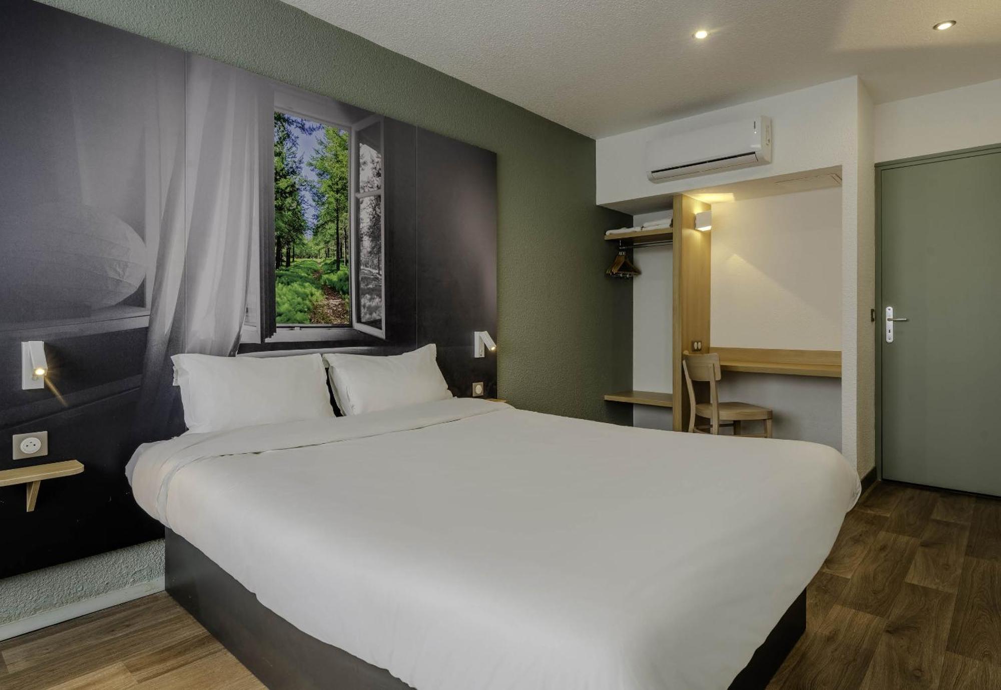 B&B Hotel Cambrai Proville Bagian luar foto